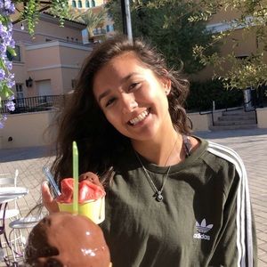 Meet your Posher, Ellie